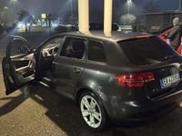 Usata Audi A3 Sportback Ambiente 105 CV (77 kW) 2010 Grigio Utilitaria