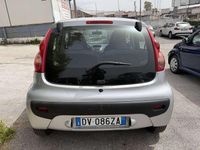 Gebraucht Peugeot 107 54 PS (39 kW) 2009 Grau Kleinwagen
