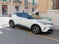 Usata Toyota C-HR 98 CV (72 kW) 2018 Bianco SUV