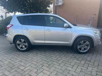 usata Toyota RAV4 executive cambio automatico