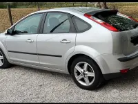 Usata Ford Focus 90 CV (66 kW) 2006 Grigio Berlina