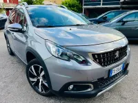 Usata Peugeot 2008 Allure 102 CV (75 kW) 2019 Grigio SUV