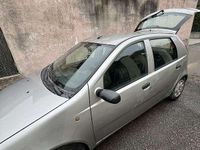 Usata Fiat Punto Feel 60 CV (44 kW) 2003 Berlina