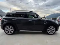 Usata Mini Cooper SD Countryman Hype 190 CV (139 kW) 2018 Grigio SUV