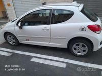 Usata Peugeot 207 75 CV (55 kW) 2011 Bianco Coupé