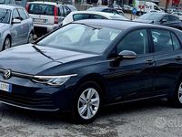 Usata VW Golf VIII Life 116 CV (85 kW) 2022 Grigio Berlina