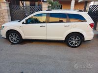 Usata Fiat Freemont Lounge 170 CV (125 kW) 2013 Bianco SUV