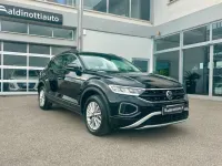 Usata VW T-Roc Life 116 CV (85 kW) 2024 Nero SUV