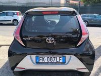 Usata Toyota Aygo X-Black 69 CV (50 kW) 2017 Nero Utilitaria