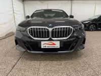 Usata BMW 520 M Sport 197 CV (144 kW) 2025 Grigio Berlina