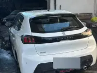Usata Peugeot 208 Active 101 CV (74 kW) 2023 Bianco Utilitaria