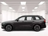 Usata Volvo XC90 Ultra 310 CV (228 kW) 2025 Platinum grey metallizzato SUV