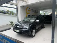 Usata Dacia Duster Expression 101 CV (74 kW) 2023 Grigio metallizzato SUV