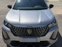 Usata Peugeot 2008 Allure 131 CV (96 kW) 2024 Grigio SUV