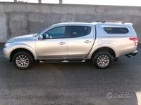 Usata Mitsubishi L200 183 CV (134 kW) 2015 Grigio Pick-up
