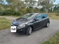 Usata Peugeot 208 Allure 75 CV (55 kW) 2017 Grigio Utilitaria