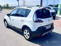 Usata Renault Scénic XMOD 110 CV (80 kW) 2014 Bianco Monovolume