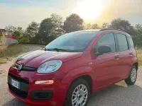 Usata Fiat Panda Lounge 85 CV (62 kW) 2013 Rosso Utilitaria
