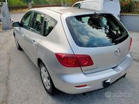 Usata Mazda 3 105 CV (77 kW) 2004 Grigio Berlina