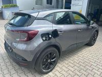 Usata Renault Captur Business 94 CV (69 kW) 2022 Argento SUV