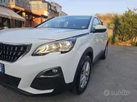 Usata Peugeot 3008 Business-Line 131 CV (96 kW) 2020 Bianco SUV