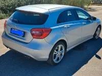 Usata Mercedes 180 109 CV (80 kW) 2014 Grigio Berlina