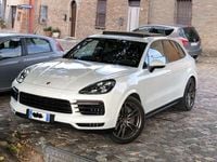 Usata Porsche Cayenne 441 CV (324 kW) 2018 Bianco SUV
