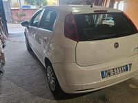 Usata Fiat Grande Punto 65 CV (47 kW) 2009 Bianco Utilitaria