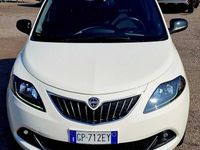 Usata Lancia Ypsilon Gold 69 CV (50 kW) 2023 Bianco Utilitaria