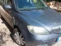 Usata Mazda 2 75 CV (55 kW) 2003 Grigio Utilitaria