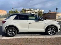 Usata VW T-Roc R-line 110 CV (80 kW) 2023 Grigio SUV