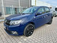 Usata Dacia Sandero Lauréate 75 CV (55 kW) 2019 Blu Berlina
