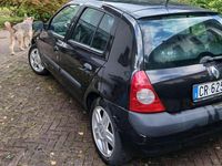 Usata Renault Clio II 75 CV (55 kW) 2004 Nero Berlina