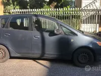 Usata Mitsubishi Colt 75 CV (55 kW) 2010 Blu Utilitaria