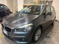 Begagnad BMW 218 Luxury Line 150 HK (110 kW) 2018 Grå Kombi