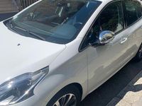 Usata Peugeot 208 Allure 75 CV (55 kW) 2016 Bianco Utilitaria