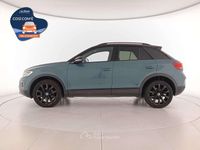 Usata VW T-Roc Style 150 CV (110 kW) 2023 Petroleum blue metallizzato ne SUV