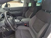 Usata Peugeot 3008 120 CV (88 kW) 2015 Bianco Monovolume