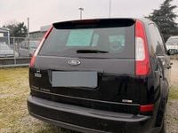 Begagnad Ford Focus 145 HK (106 kW) 2005 Minibuss