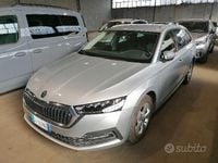 Usata Skoda Octavia 115 CV (84 kW) 2022 Grigio Station wagon