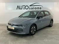 Usata VW Golf VIII Goal 116 CV (85 kW) 2024 Grigio mondstein met Berlina