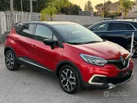Usata Renault Captur 90 CV (66 kW) 2019 Rosso SUV