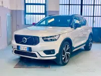 Usata Volvo XC40 R-Design 190 CV (139 kW) 2019 Grigio SUV