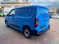 Usata Peugeot Partner Premium 99 CV (72 kW) 2019 Blu Monovolume
