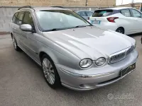 Usata Jaguar X-type Executive 131 CV (96 kW) 2004 Grigio Station wagon