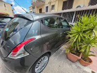 Usata Lancia Ypsilon 69 CV (50 kW) 2014 Grigio Utilitaria