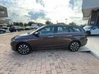 Usata Fiat Tipo Lounge 120 CV (88 kW) 2019 Marrone Station wagon
