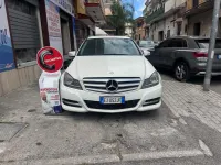 Usata Mercedes C220 Avantgarde 170 CV (125 kW) 2011 Bianco Berlina