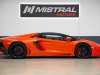 Usata Lamborghini Aventador 700 CV (514 kW) 2015 Arancione Cabrio