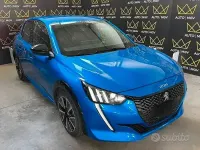 Usata Peugeot 208 GT-line 101 CV (74 kW) 2019 Blu/azzurro Utilitaria